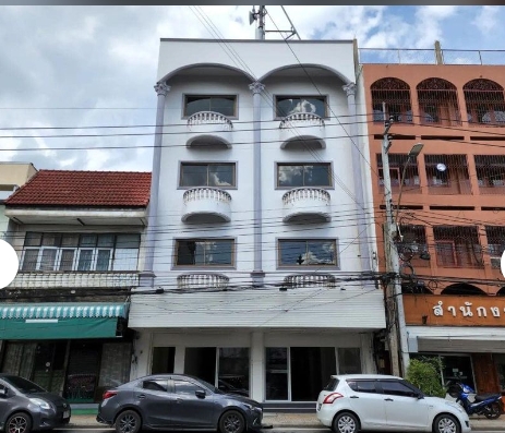ให้เช่าอาคารพาณิชย์ ย่านปากน้ำ ถนนท้ายบ้าน สมุทรปราการ พื้นที่ใช้สอย 800 ตรม