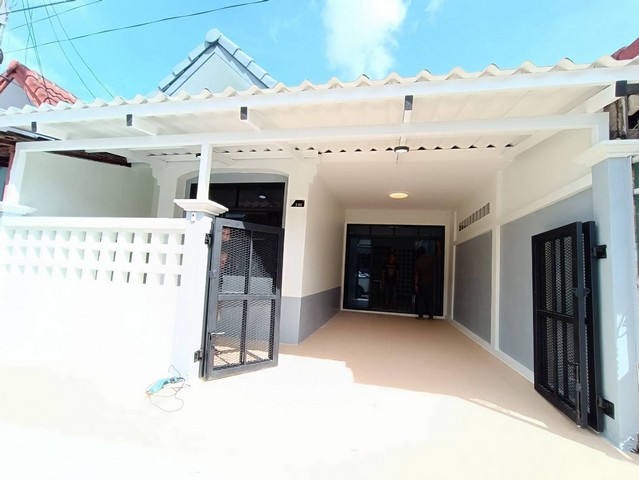 For Sales : Wichit, Townhouse renovated, 2 Bedrooms 1 Bathrooms 19 SQ.W.