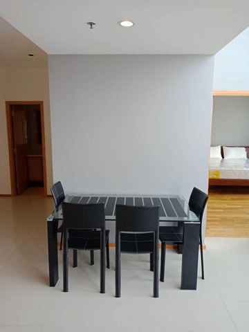 The Emporio Place Sukhumvit 24 spacious 35th floor BTS Phrom Phong