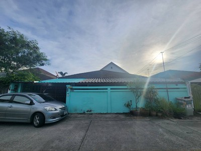 บ้านทำเลทองแถวสุขุมวิทเดินทางสะดวก!! Townhouse 50 ตร.วา หมู่บ้านทับแก้ว ซอยสุขุมวิท 101 ห่าง BTS ปุณวิถีเพียง 10 นาที