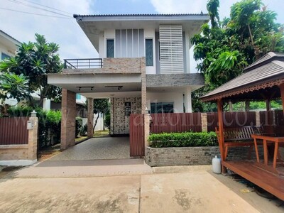 ฺB1 บ้านเดี่ยว ภัทรีดา วิลล่า ปทุมธานี หลังริม เฟอร์ครบ ราคาถูกที