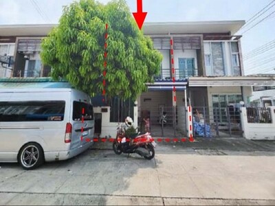 ขายทาวน์เฮ้าส์หมู่บ้านนครทองลิฟวิ่ง  ท้ายบ้านใหม่  เมือง  สมุทรปร