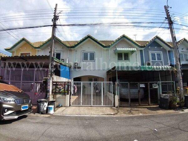 ทาวน์เฮ้าส์ พฤกษา 30/1 บางกรวย - ไทรน้อย ใกล้ รถไฟฟ้า สายสีม่วง
