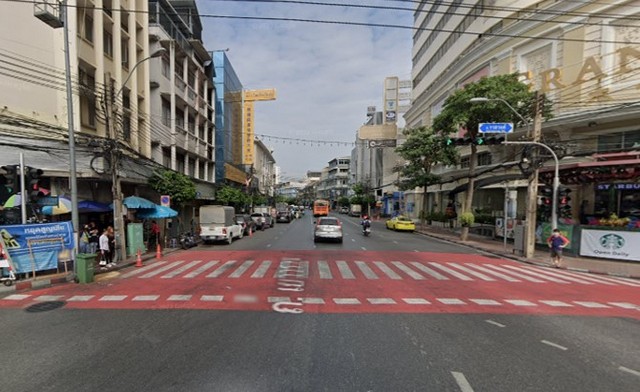 ให้เช่าตึกแถว ติดถนนเยาวราช ตึกหัวมุม เหมาะทำร้านค้า ใกล้ MRT วัดมังกร 500 เมตร