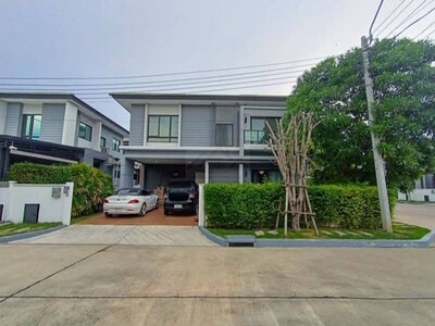 ให้เช่าบ้าน 60 ตรว. 4 นอน Centro รามอินทรา จตุโชติ ติดเลียบด่วนจต