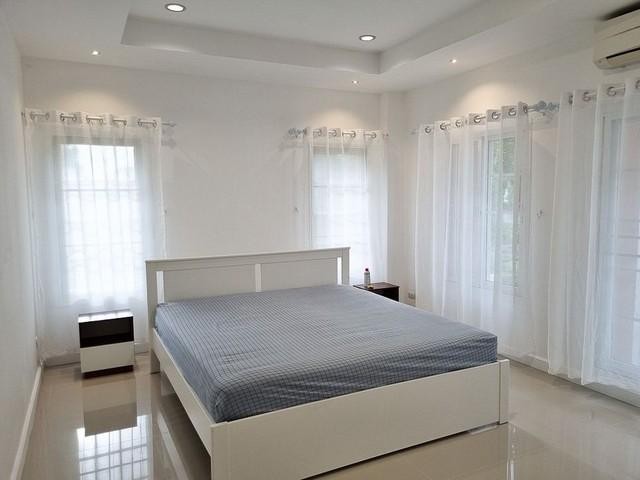 C2675 ให้เช่าทาวน์โฮม 3 ชั้น โครงการเออร์เบิ้น สาทร รีโนเวทใหม่ พร้อมเฟอร์นิเจอร์ ใกล้BTSบางหว้า