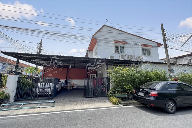 ทาวน์เฮ้าส์ 2 ชั้น หมู่บ้านบัวทองแลนด์ บางบัวทอง แปลงมุม ต่อเติมครบ ทำเลดี