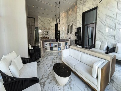 Rare Item! วิวเห็นทั้ง ทะเลและวิวสระน้ำของโครงการ Beachfront Cond
