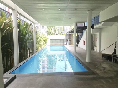 ขายอาคารเอนกประสงค์ 2 ชั้น + สระว่ายน้ำส่วนตัว ซ.รัชดาภิเษก 17 