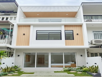 ซ.สุขุมวิท91-99  ให้เช่าอาคารพาณิชย์ 3 ชั้น ใหม่BTSบางจาก 300ม.