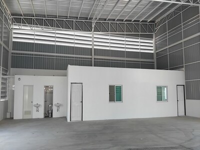  400  ตรม. 3 งาน 48 ตรว.ถนนท้องคุ้ง-หนองรี ซ.13 นาป่า ชลบุรี