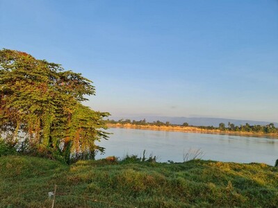 สนใจมีที่สวยๆสักแปลงโซนนี้ไหม ขายที่ติดน้ำโขง ต.กุดบง โพนพิสัย หน