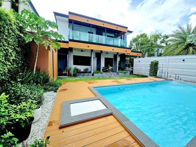 สระว่ายน้ำ เฟอร์ฯ แอร์ คฤหาสน์ บางนา กม7 5นอน เมกา บางนา 1.8 กม. 