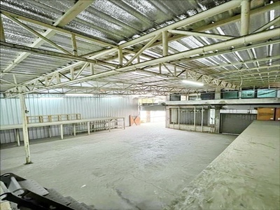 MRTสิรินธร2กม เซ็นทรัล ปิ่นเกล้า 1กม. อาคาร2คูหา หลังมุม 68ตร.วา.