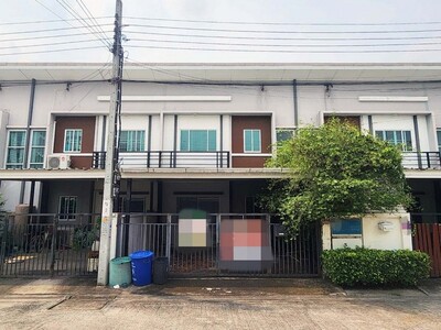 ขายทาวน์เฮ้าส์  หมู่บ้านไลโอ รัตนาธิเบศน์-เวสต์เกต ถนนกาญจนาภิเษก