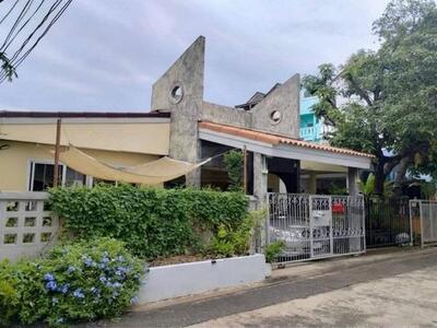 ขายบ้านเดี่ยวชั้นเดียว 52 ตรว. โชคชัย 4 ซอย 18  ลาดพร้าว