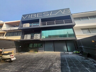 ให้เช่าโฮมออฟฟิศ 250ตรม อารี ทาวน์เฮ้าส์ สุขุมวิท26 ใกล้BTSพร้อมพ