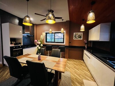  ขายบ้านฝรั่งสวนดอกไม้  สวยๆ ในเมืองหนองคาย