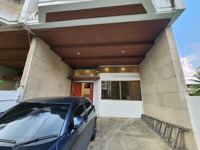 ให้เช่าทาวน์โฮม 3ชั้น ซอยสุขุมวิท99 ใกล้ BTS บางจาก