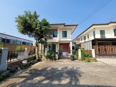 ขายบ้านแฝด หมู่บ้านพฤกษาวิลเลจ 21 (ซอย 10)  ถนนไสวประชาราษฎร์ ปทุ