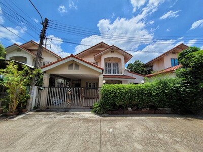 ขายบ้านแฝด  หมู่บ้านพรพิมาน กรีนวิว ถนนเลียบด่วนลำลูกกา ปทุมธานี