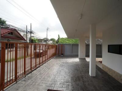 ให้เช่าโฮมออฟฟิศ3.5ชั้นย่านรัชดาลาดพร้าวลาดพร้าววังหินโชคชัย4 