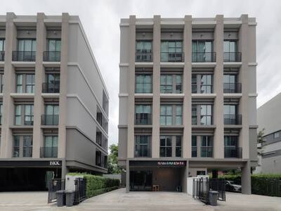 อาคารสำนักงาน 5 ชั้น  ย่านเอกมัย-ลาดพร้าว ทำเลดี