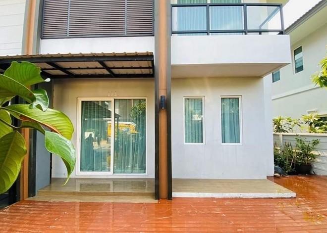 ขายบ้านเดี่ยว2ชั้นหลังใหญ่ ย่านนนทบุรี บางกรวย หมู่บ้านธาราราชพฤกษ์-ปิ่นเกล้า เฟอร์นิเจอร์ทั้งหลัง