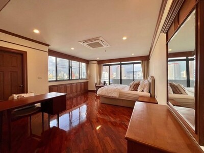 ให้เช่าคอนโด 3 ห้องนอน โครงการรวมสุข คอนโดมิเนียม (สุขุมวิท 26)