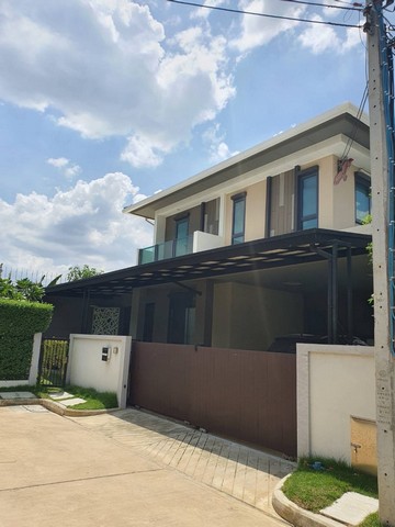 ขายบ้านบุราสิริ วงแหวน-อ่อนนุช พร้อมแอร์ 6 ตัว ครบทุกห้อง บ้านหลังหัวมุม เป็นส่วนตัวมาก 