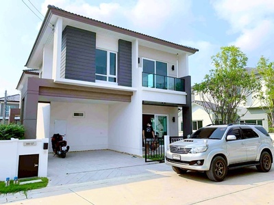 ให้เช่าคฤหาสน์ บ้านเดี่ยว 2 ชั้น 4นอน 52ตร.วา. 202ตร.ม. แม็กซ์แวล