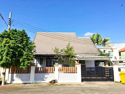 ดูโฮม บางบัวทอง ลำโพ ให้เช่าบ้านเดี่ยว 2 ชั้น ใหญ่มาก เฟอร์ครบ