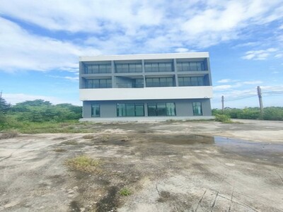 ให้เช่าโฮมออฟฟิศ3.5ชั้น 670 ตร.ม. ย่านสุวินทวงศ์ หนองจอก มีนบุรี
