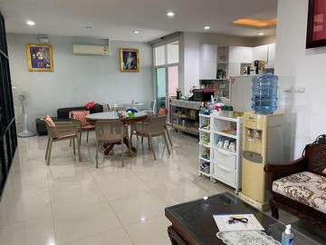 POR1529 ขายตึก โยธินพัฒนา 3 มีลิฟต์ ใกล้เลียบด่วน เข้า-ออกได้หลายทาง ลาดพร้าว101 นวมินทร์ 111
