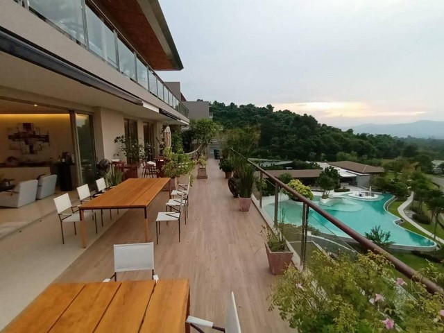 Sale condo Sunplay Bangsaray Size 290.9 Sq.m. Panoramic view. 3 Beds 2 Baths  Fully furnished.