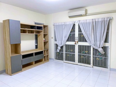 เลียบลำลูกกาคลอง4 มาร์เก็ตวิลเลจ รังสิต1.9กม. บ้าน2ชั้น 38ตร.วา. 