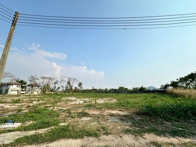 ขายที่ดินเปล่าแปลงสวย ในโครงการ ปัญญารีสอร์ท  บางพระ ชลบุรี