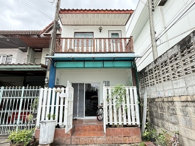 ขายทาวน์เฮ้าส์ แสงทองวิลล่า เพชรเกษม 65/1 หลังริม 19 ตรว. พร้อมอย