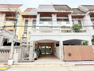 ขายทาวน์โฮม ภัทราวิลล่า 2 พระราม 3-สาทร 48 ตรว. 450 ตรม.