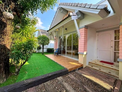 เช่าบ้านหรูหรา 52ตร.วา. ตลาดนัดในยาง 1.8 กม. สนามบินภูเก็ต 1.7 ก