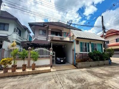 ลดราคาขายบ้านแฝด 2 ชั้น เฟอร์ครบ โครงการ กุลพันธ์วิลล์5 แม่เหียะ