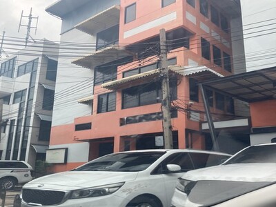 ให้เช่าอาคารสำนักงาน 4ชั้น  โครงการมินิแอร์พอร์ต ดอนเมือง