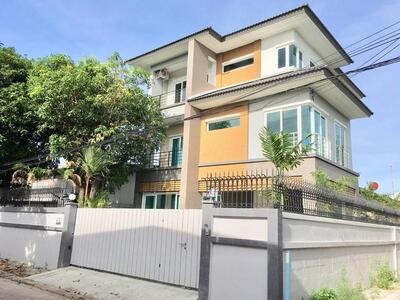 ให้เช่าบ้านเดี่ยว 3 ชั้น 70 ตร.ว. หลังมุม ย่านสุทธิสาร ลาดพร้าว
