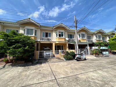 ทาวน์เฮ้าส์ 2 ชั้น โครงการบ้านพิศาล  ซอยบางกระดี่ 25  