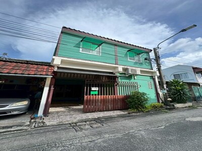 ทาวน์โฮม 2 ชั้น 25 ตร.ว หมู่บ้านไทยสมุทร บางนา กม.8 บางพลี สมุทรป