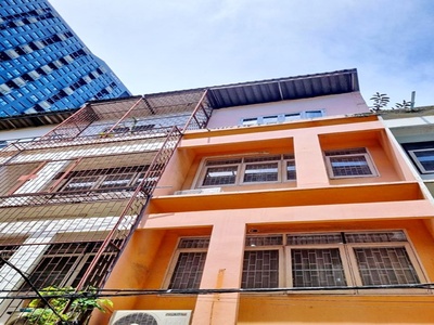 BTSบางจาก 308 ม. .อาคารพาณิชย์ 4 ชั้น ให้เช่าชั้น 2-4 3นอน  