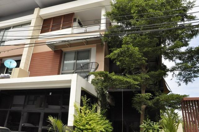 ให้เช่าโฮมออฟฟิศ 3 ชั้น ต่อเติมเต็มพื้นที่ ปากเกร็ด-แจ้งวัฒนะ19
