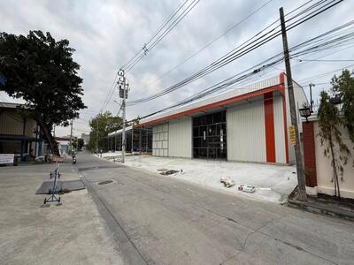 ให้เช่าโกดัง ทีจอดรถ 6 คัน ลาดพร้าว91 วังทองหลาง