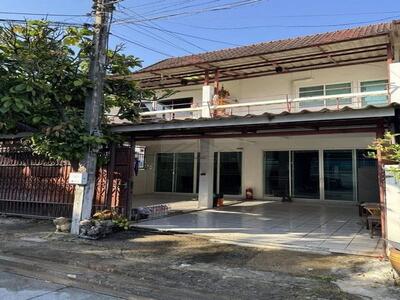  ให้เช่าทาวเฮ้าส์ 2 ชั้น 2 หลังทะลุกัน ซอยรามอินทรา34 