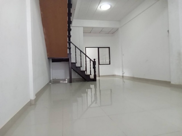 หมู่บ้านเอเชียโฮมทาวน์ โครงการ 2  ไทรน้อย นนทบุรี  บ้านผ่อนตรงกับเจ้าของ  #ผ่อนยาว